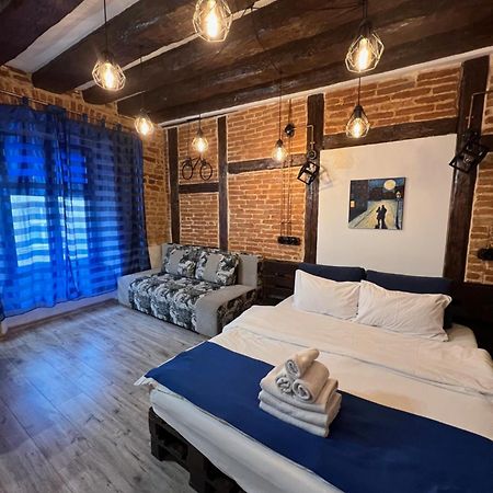 Cozy Loft В Самому Центрі Львова Apartment Bagian luar foto