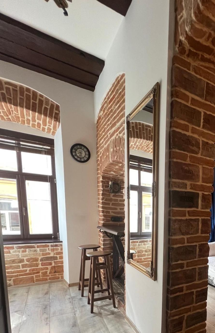Cozy Loft В Самому Центрі Львова Apartment Bagian luar foto