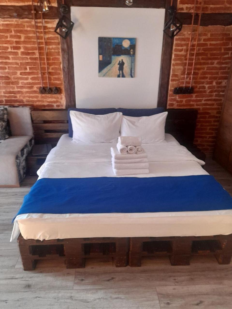 Cozy Loft В Самому Центрі Львова Apartment Bagian luar foto