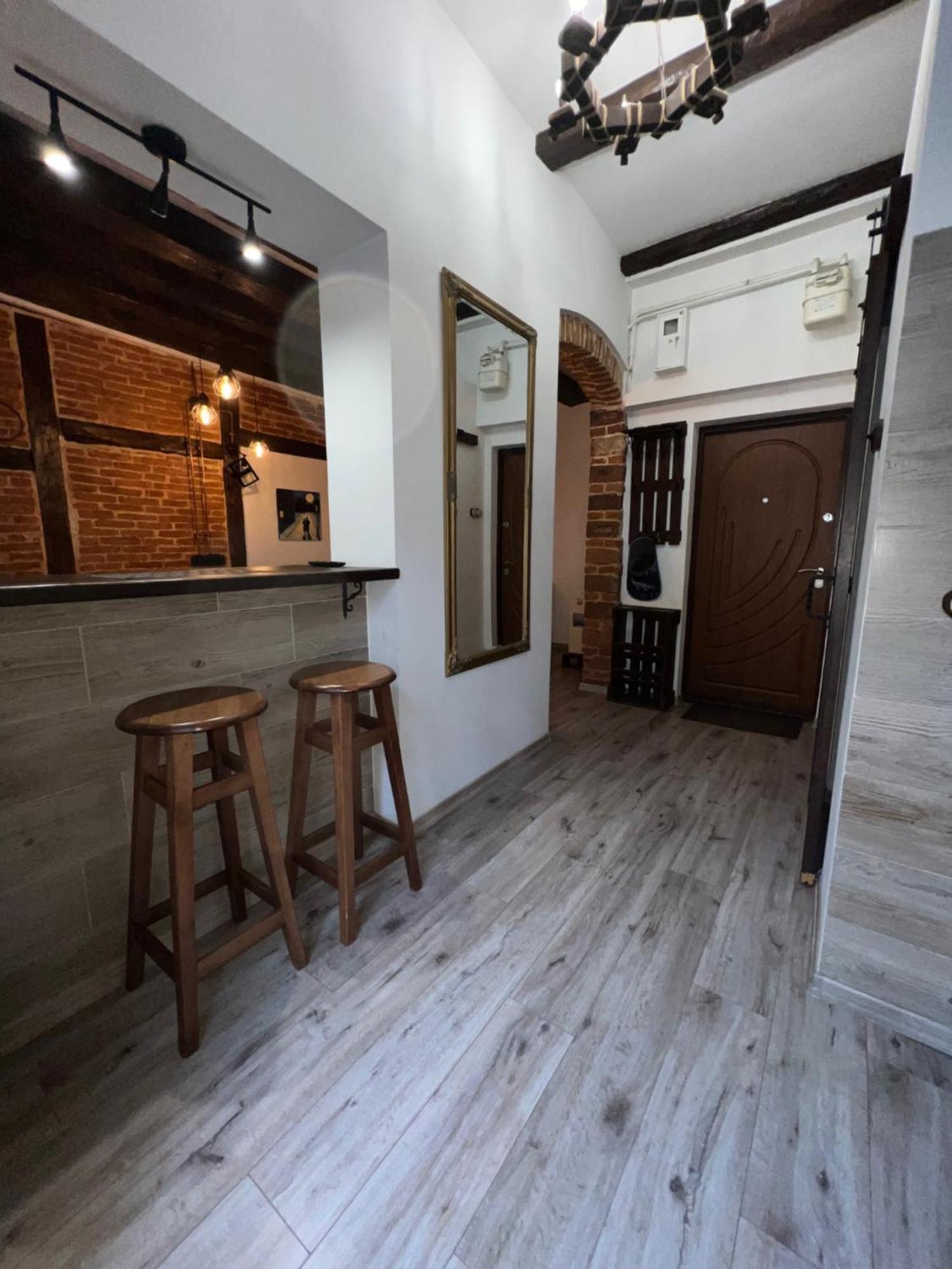 Cozy Loft В Самому Центрі Львова Apartment Bagian luar foto
