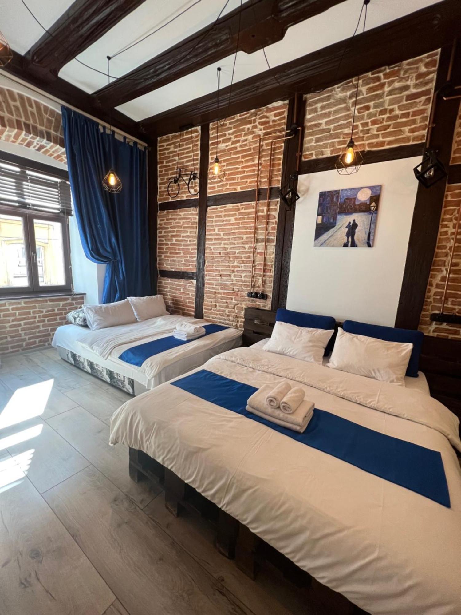 Cozy Loft В Самому Центрі Львова Apartment Bagian luar foto